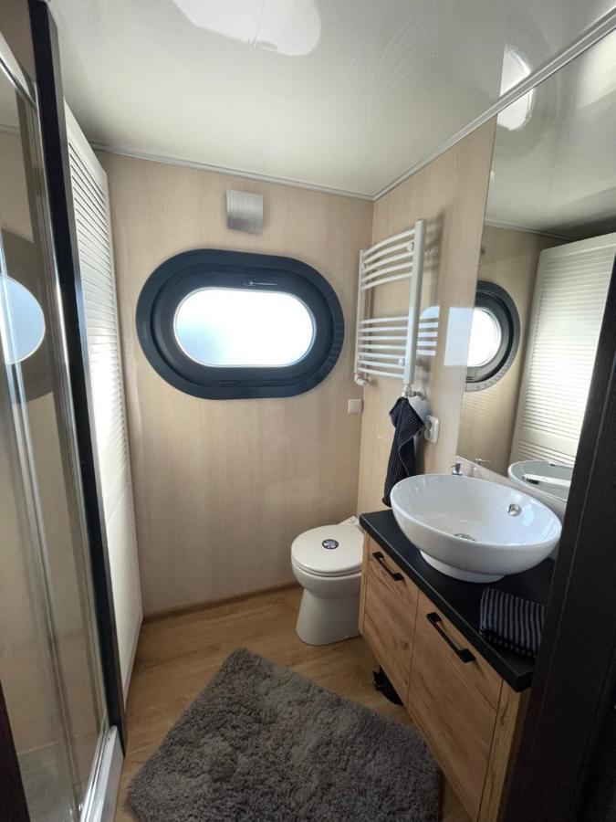 Hausboot Lore Duisburg Exterior foto