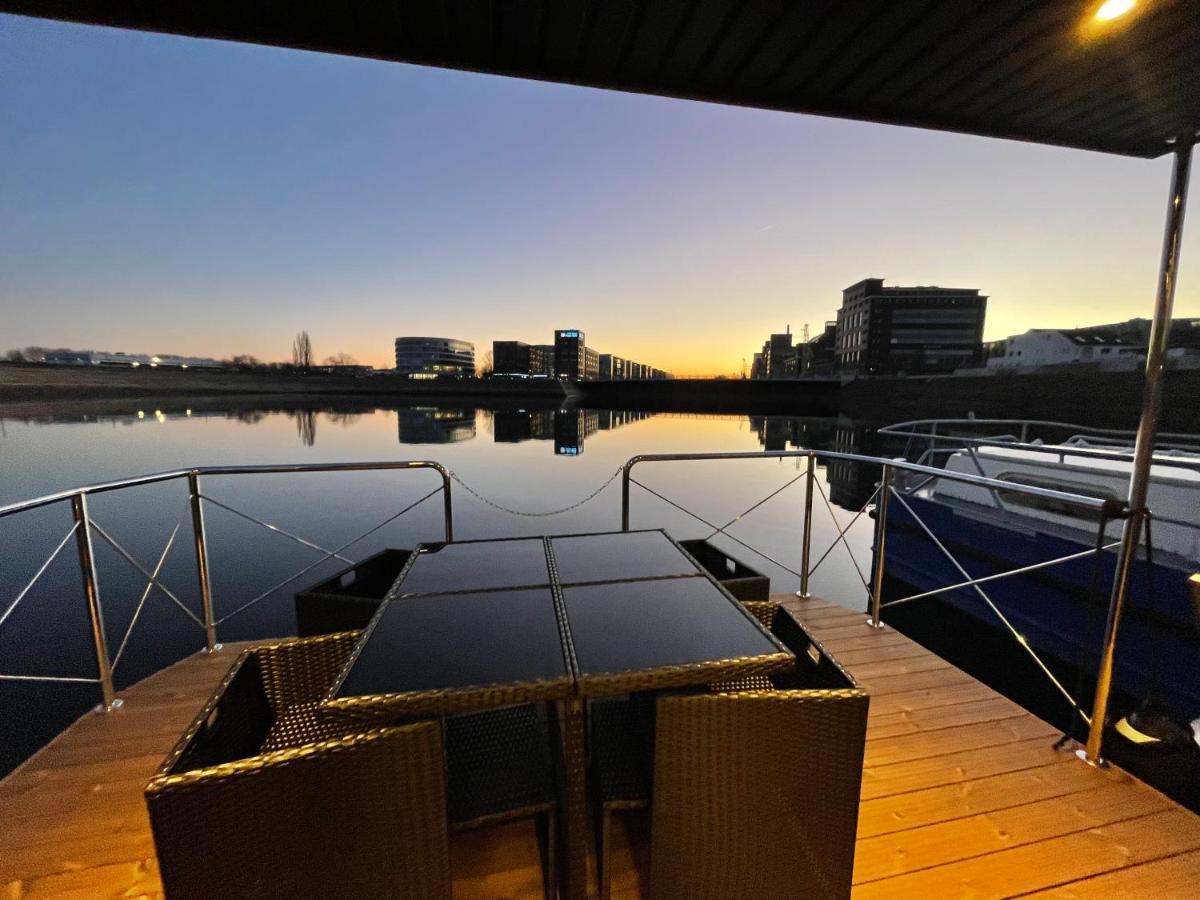 Hausboot Lore Duisburg Exterior foto